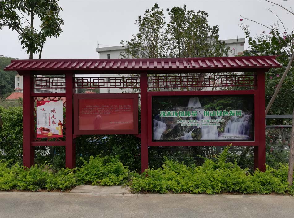 戶外廣告機(jī)，觸控大屏